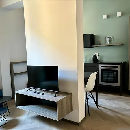 Saragozza Suite 2 Intero Appartamento In Centro Storico Wifi E Parcheggio Gratuito Modena Exterior foto