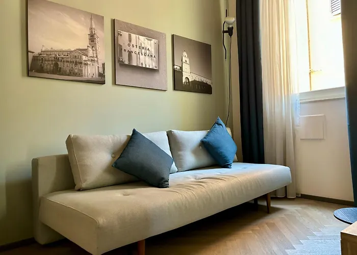 Saragozza Suite 2 Intero Appartamento In Centro Storico Wifi E Parcheggio Gratuito