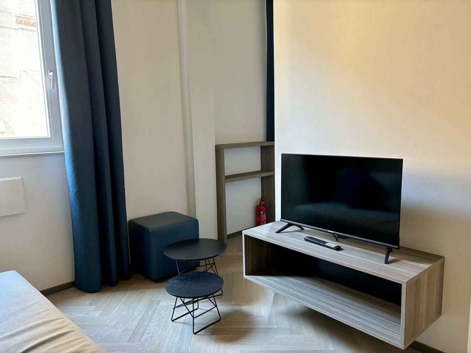 Saragozza 2 Intero In Centro Storico Wifi E Parcheggio Gratuito