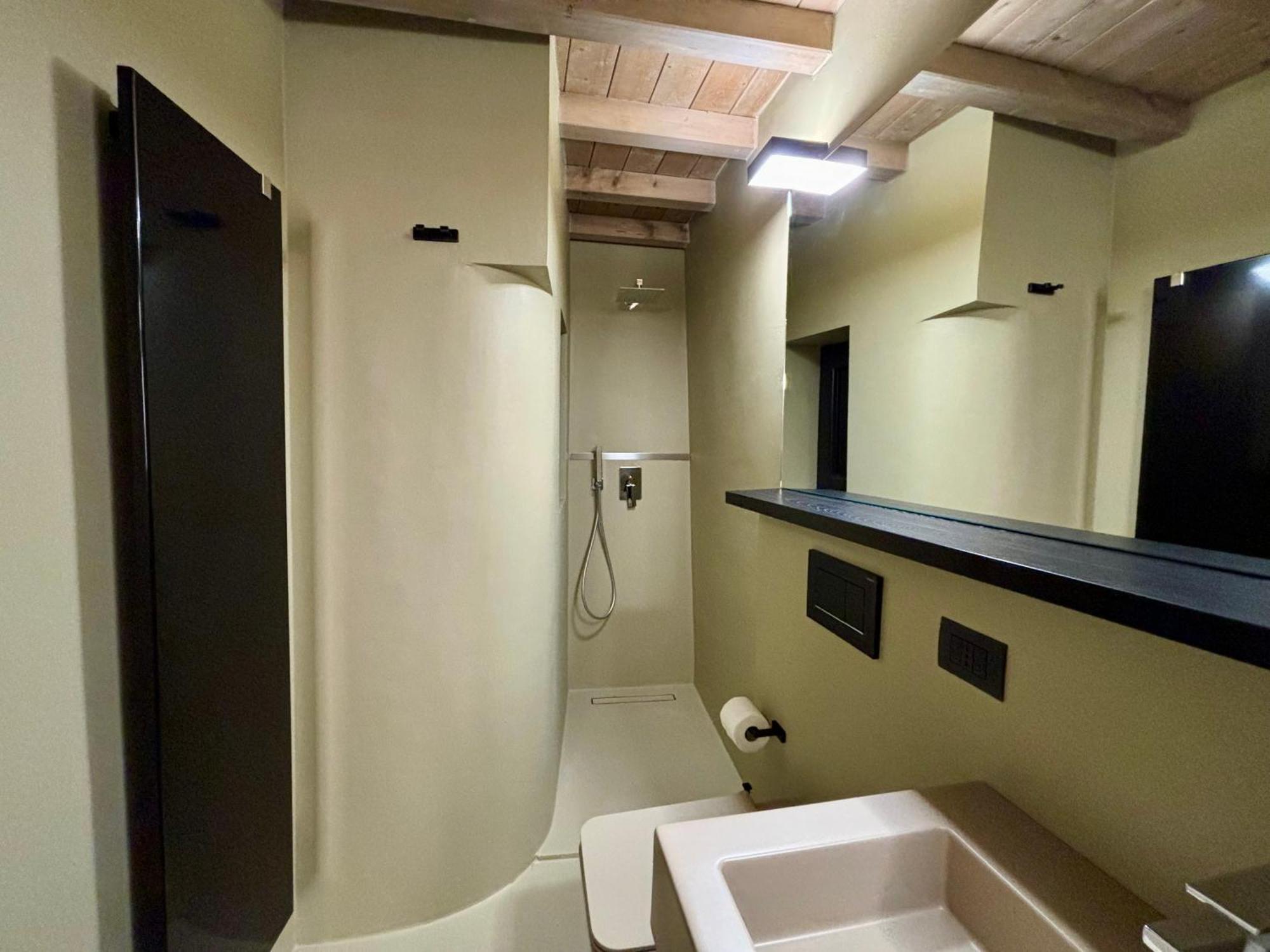 Apartment Saragozza 2 Intero In Centro Storico Wifi E Parcheggio Gratuito Modena